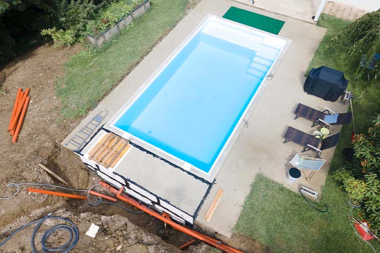 Building durable pools with quality materials & precision workmanship.