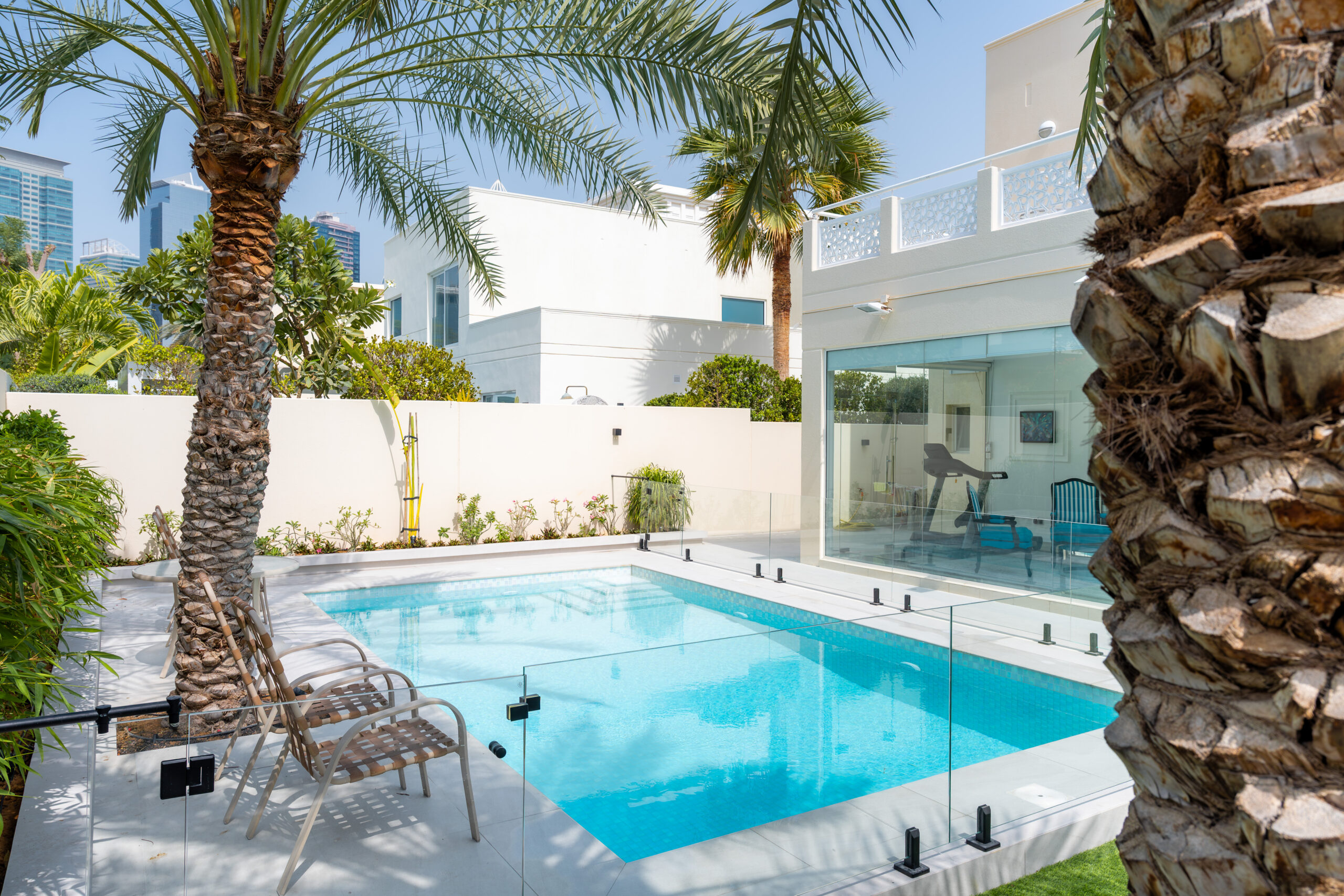 Swimming Pool Construction in Dubai: What Villa Owners Need to Know Before They Build