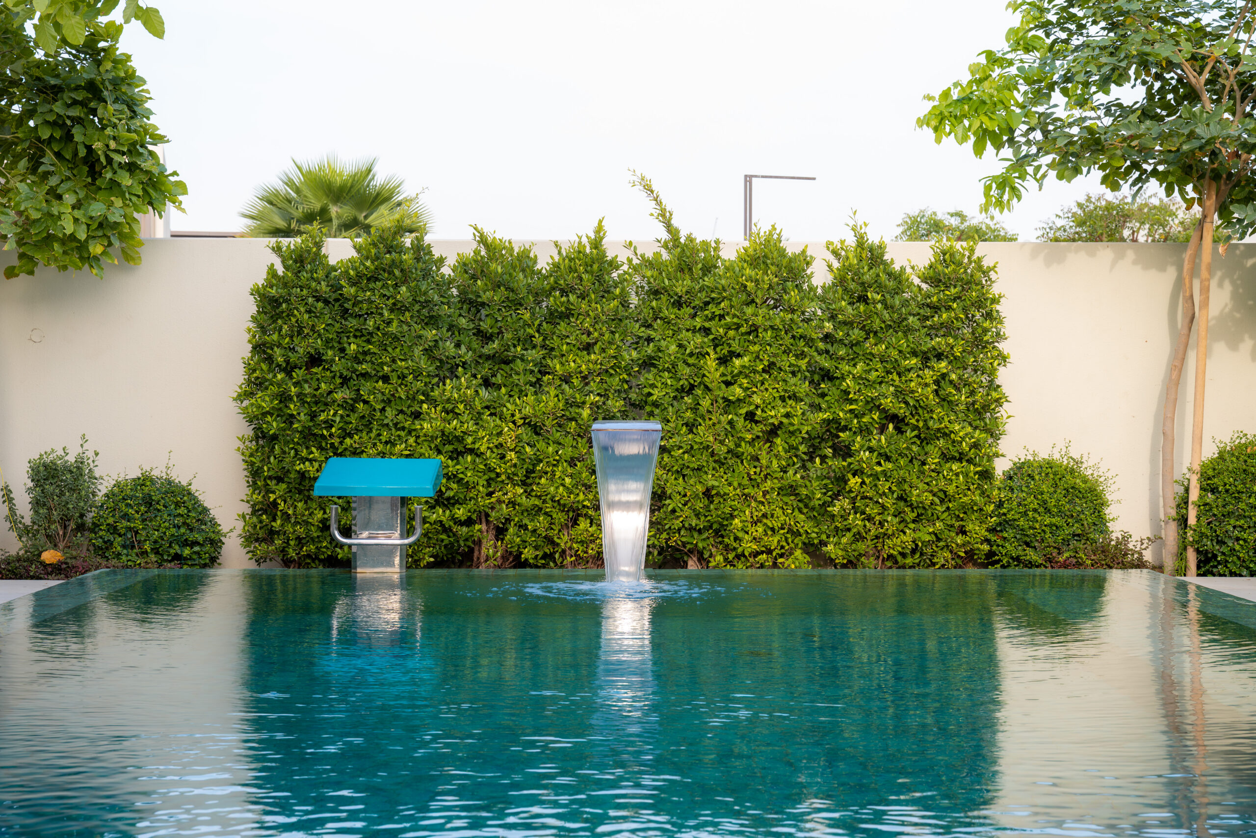 Luxury Swimming Pool Trends Homeowners Are Choosing in 2026
